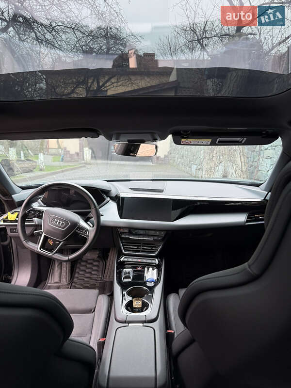 Лифтбек Audi e-tron GT 2022 в Львове