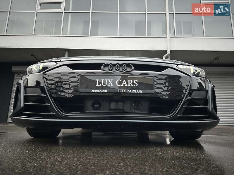 Лифтбек Audi e-tron GT 2022 в Киеве фото 4 Лифтбек Audi e-tron GT 2022 в Киеве