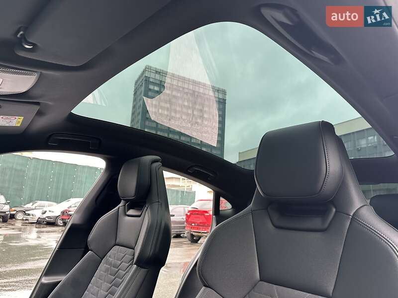 Лифтбек Audi e-tron GT 2022 в Киеве фото 49 Лифтбек Audi e-tron GT 2022 в Киеве