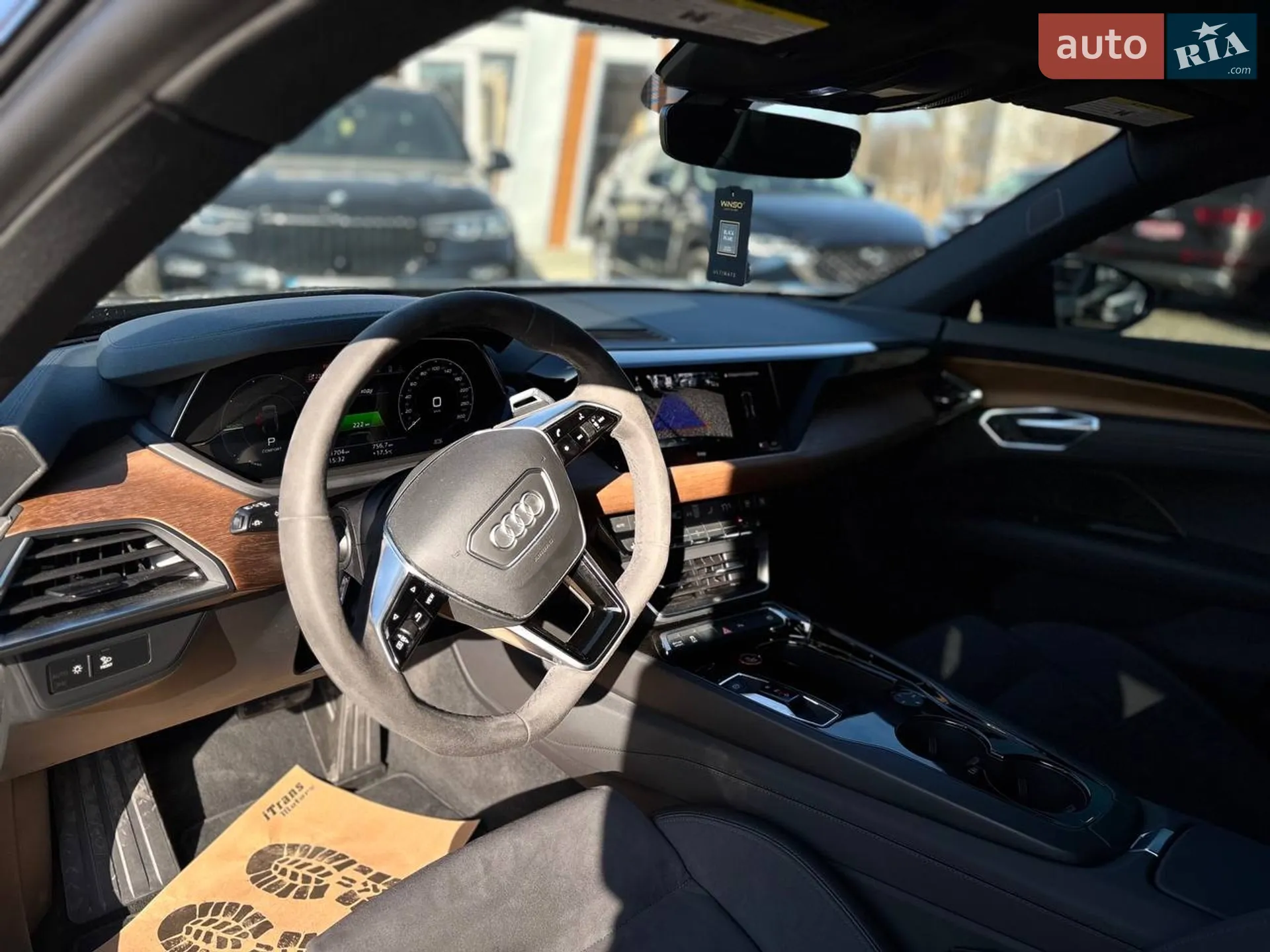 2022 Audi e-tron GT - мініатюра 39