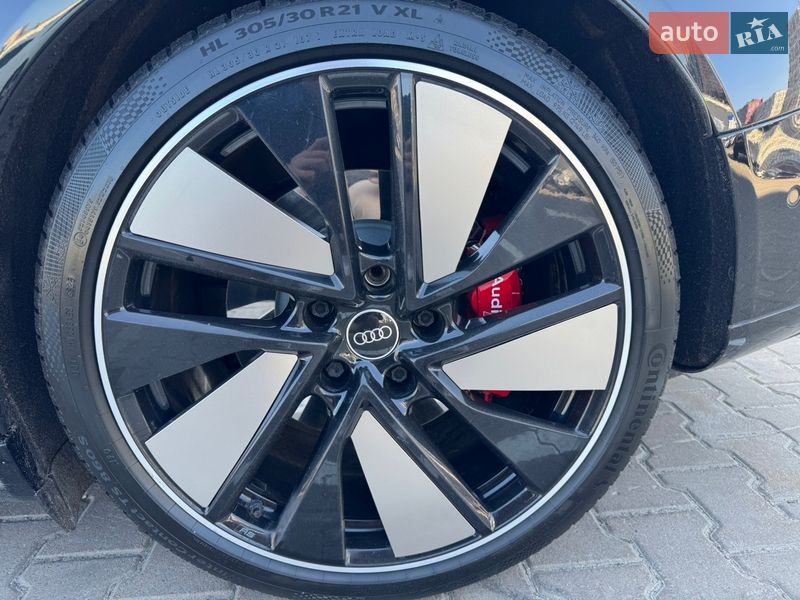 Лифтбек Audi e-tron GT 2022 в Киеве