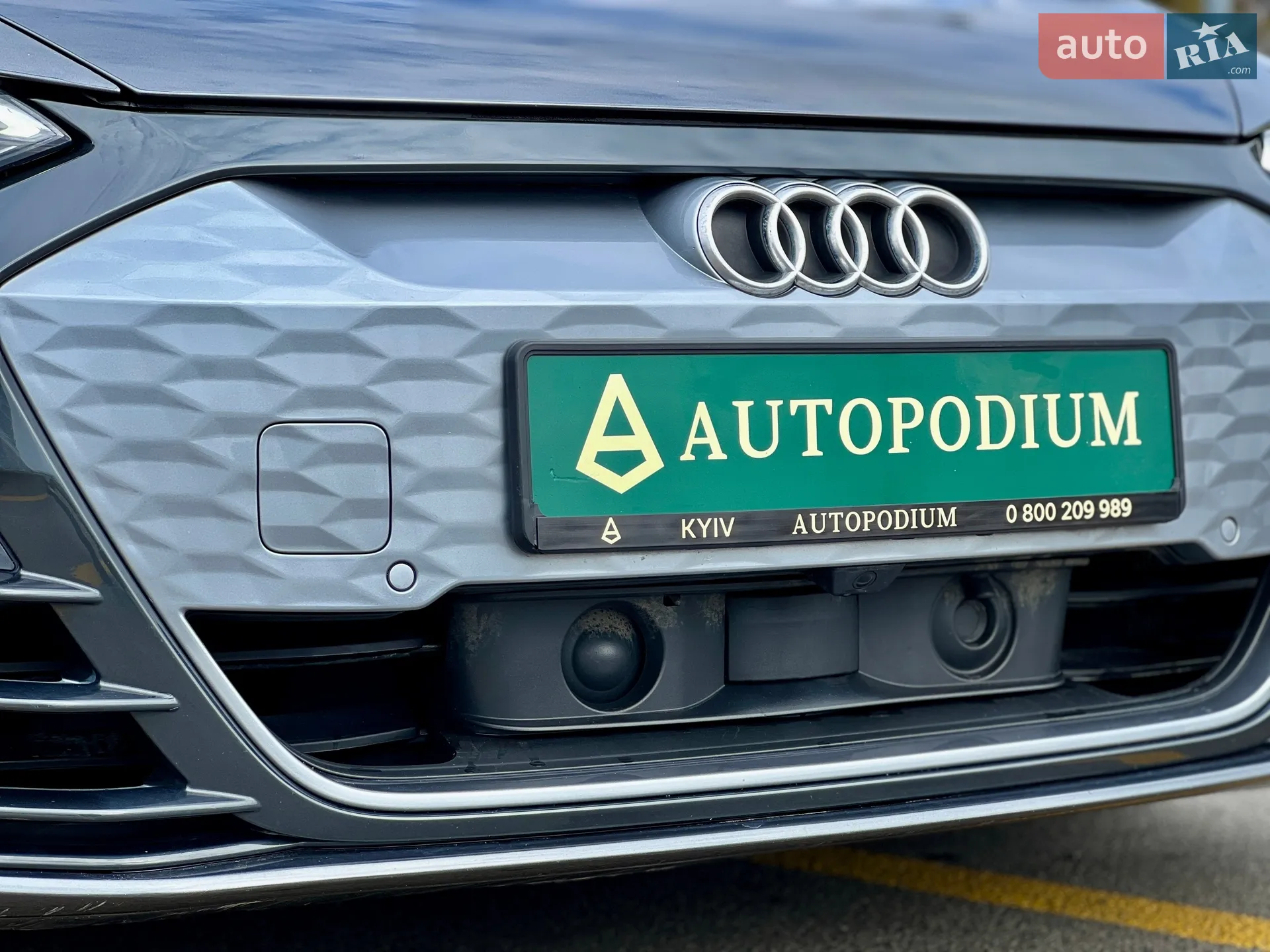 2022 Audi e-tron GT - мініатюра 15