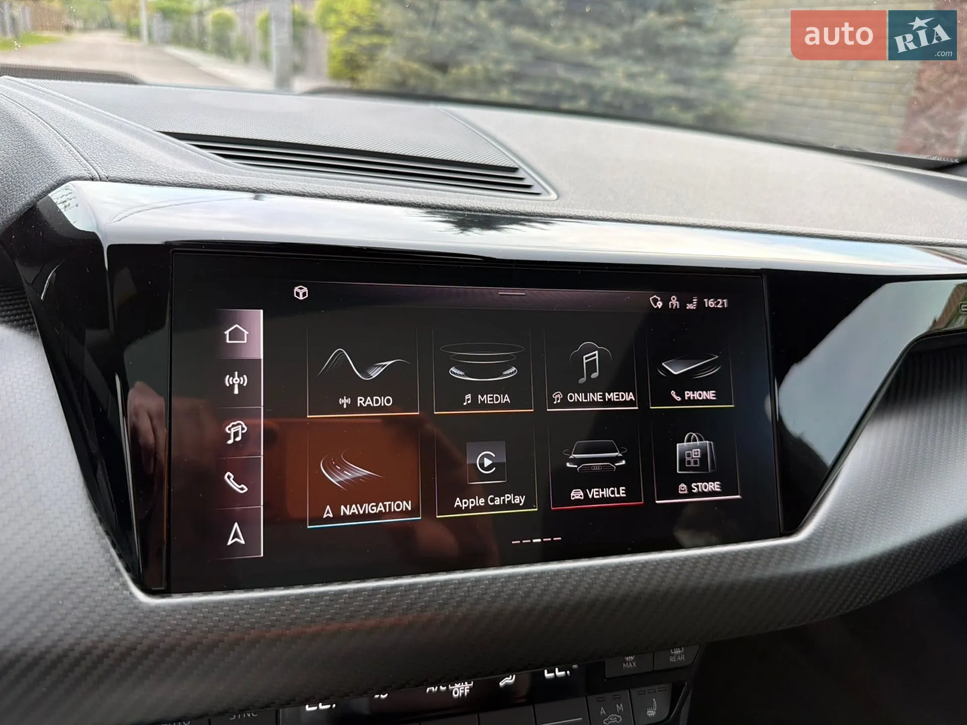 2023 Audi e-tron GT - мініатюра 35