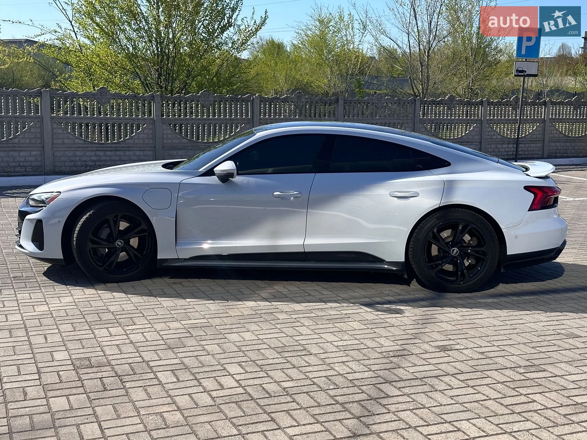 2021 Audi e-tron GT - мініатюра 8