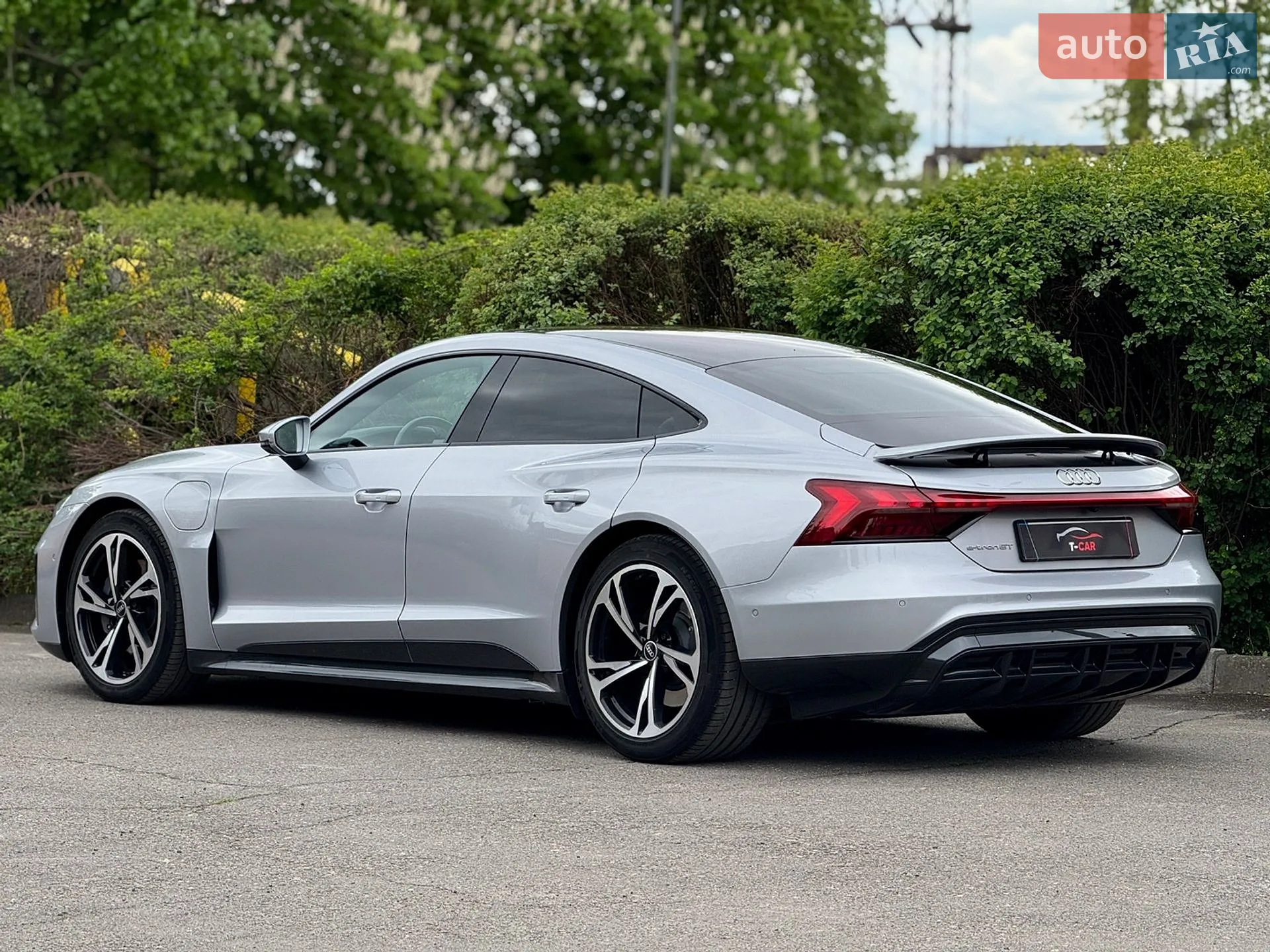 2021 Audi e-tron GT - мініатюра 12