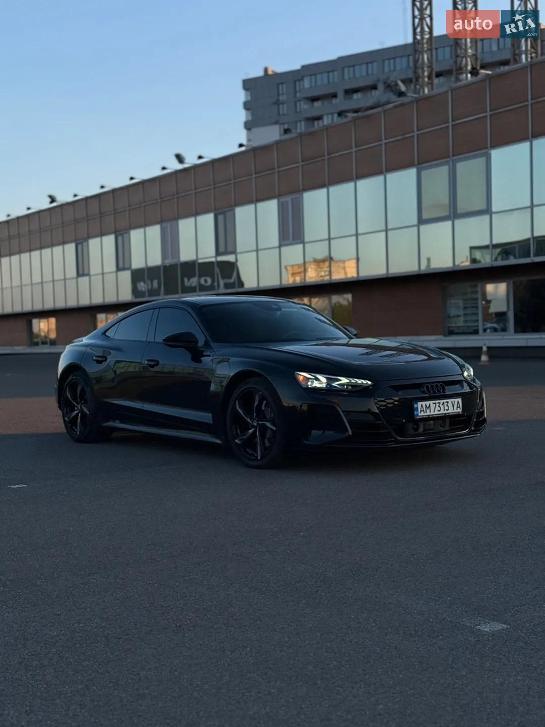 2021 Audi e-tron GT - мініатюра 11