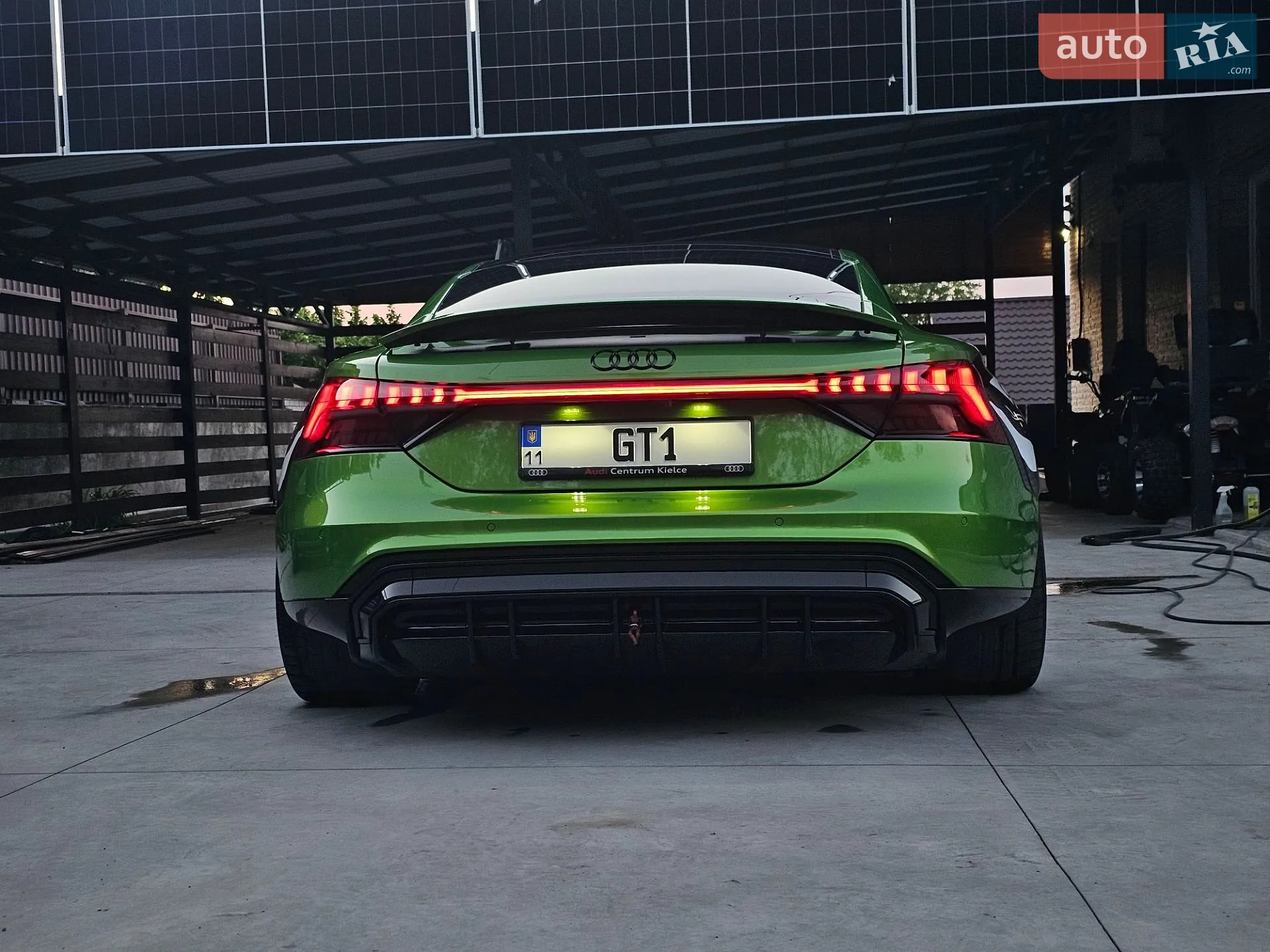2022 Audi e-tron GT - мініатюра 2