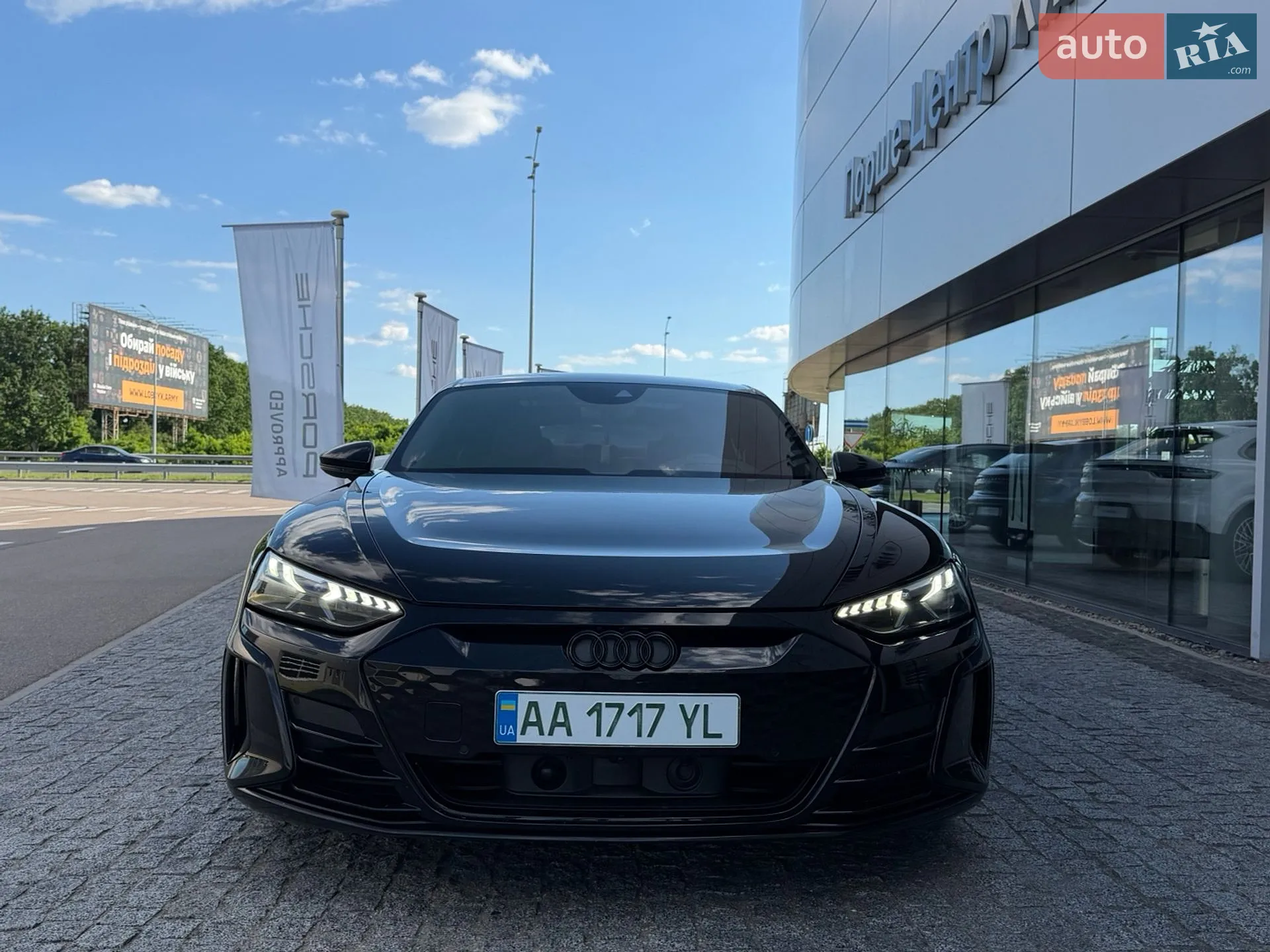 2022 Audi e-tron GT - мініатюра 4