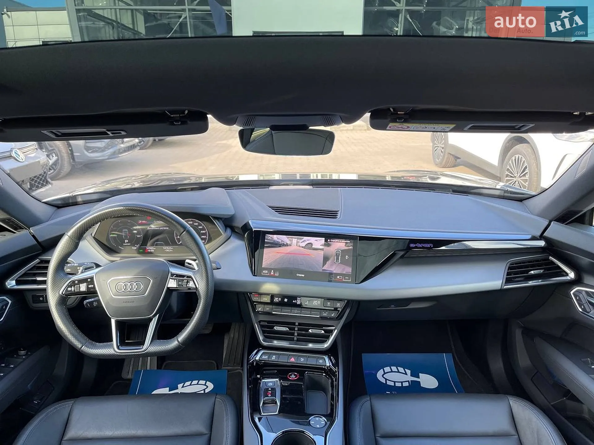 2022 Audi e-tron GT - мініатюра 23