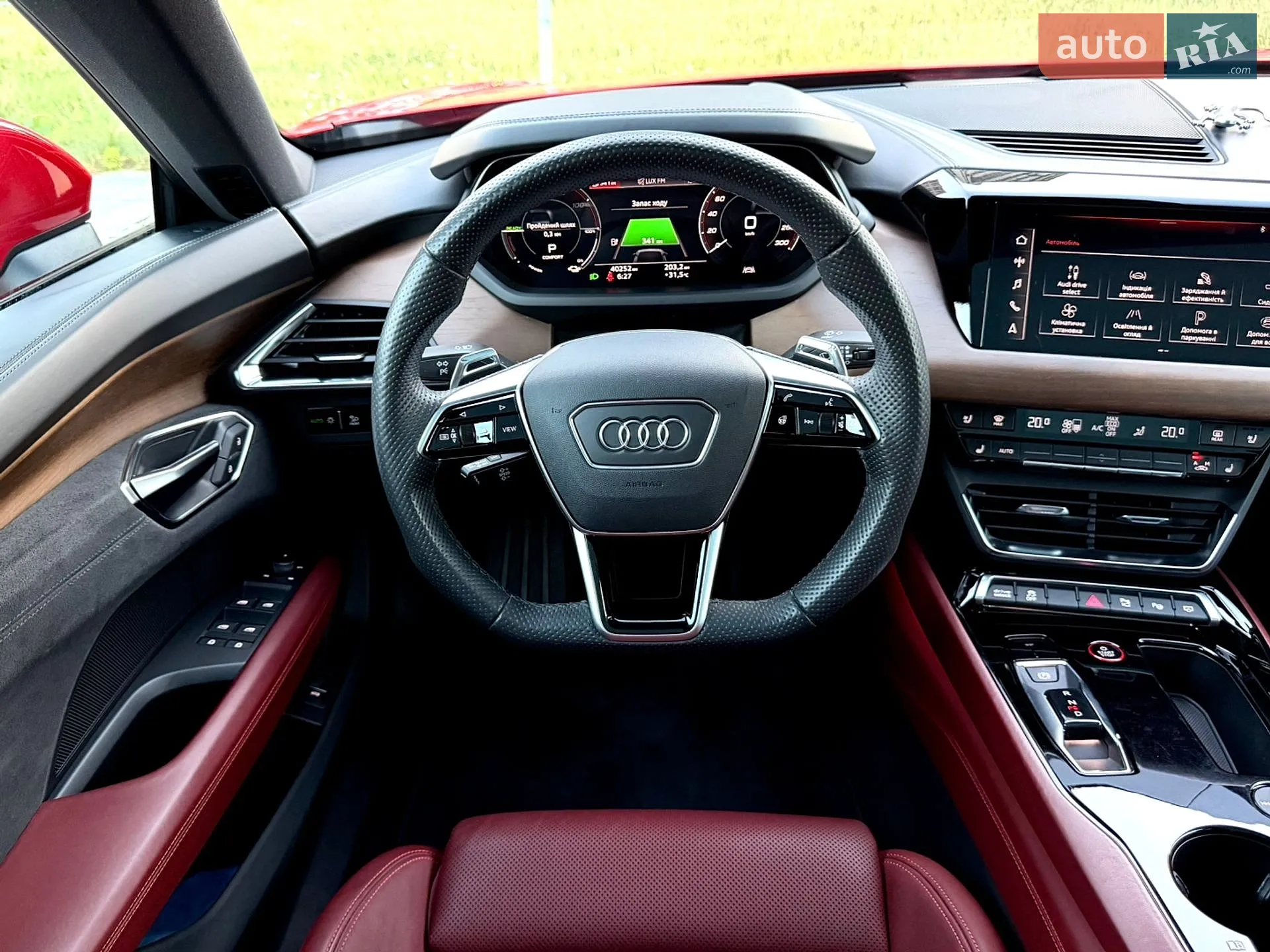 2021 Audi e-tron GT - мініатюра 57