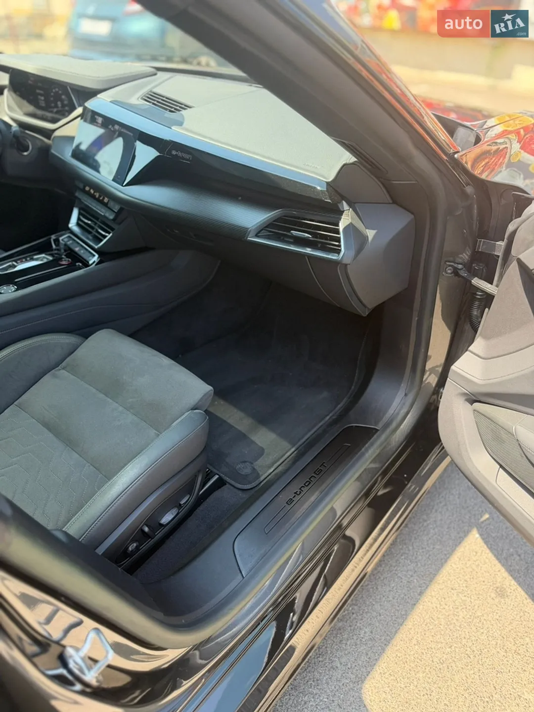 2023 Audi e-tron GT - мініатюра 12