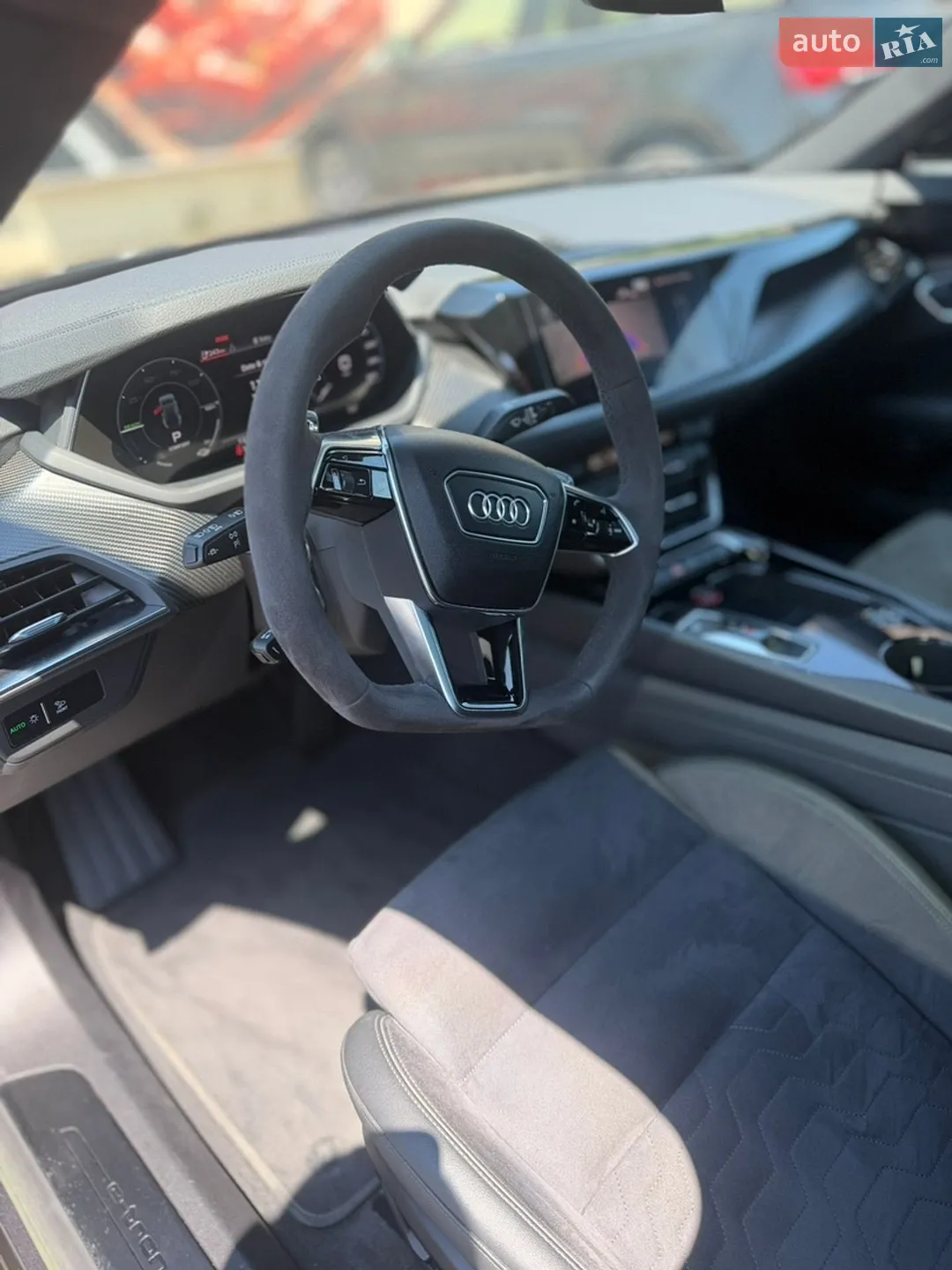 2023 Audi e-tron GT - мініатюра 19