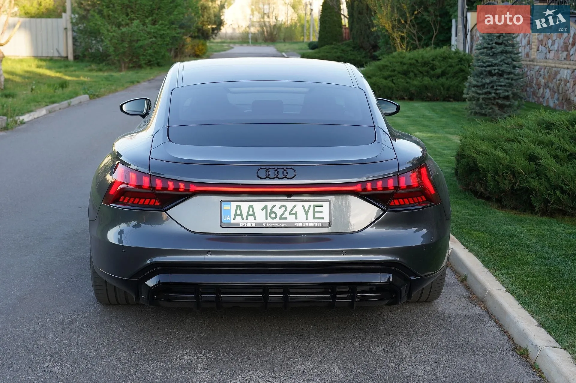 2022 Audi e-tron GT - мініатюра 12