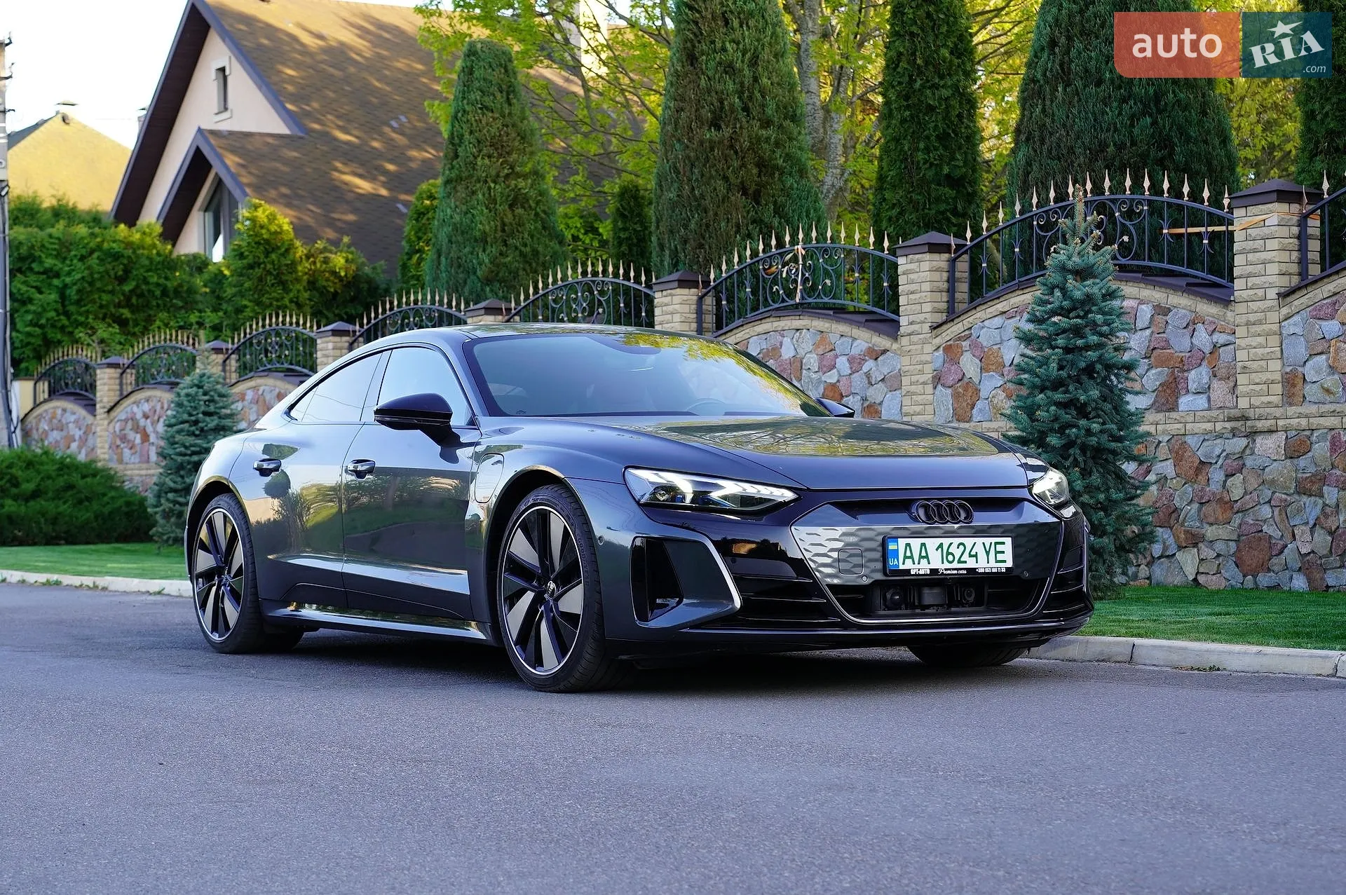2022 Audi e-tron GT - мініатюра 3