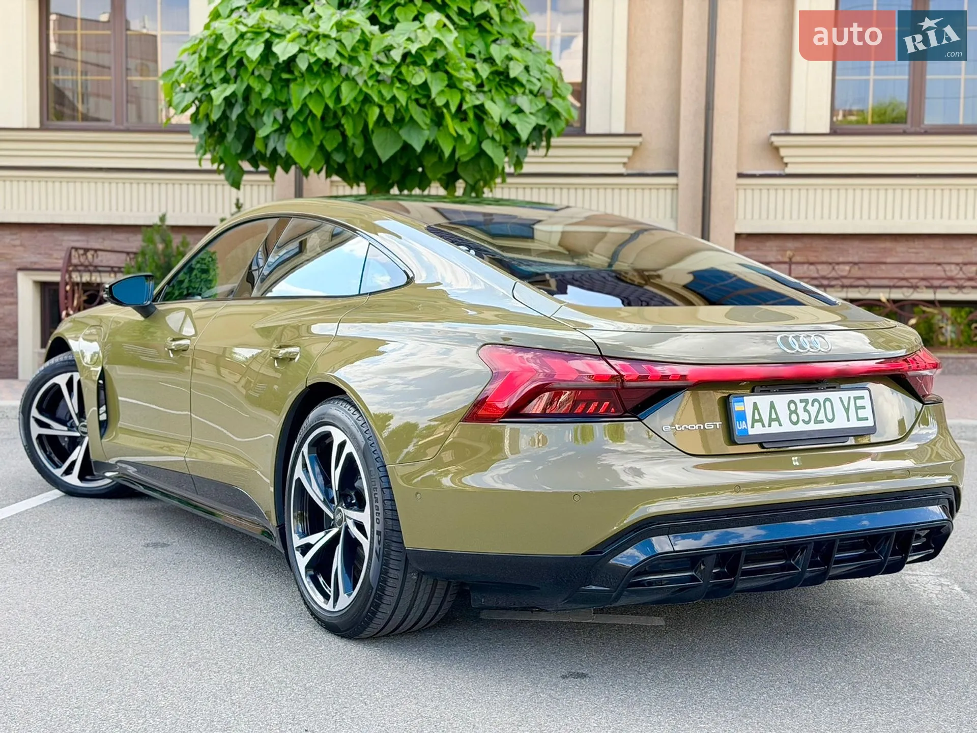2022 Audi e-tron GT - мініатюра 19