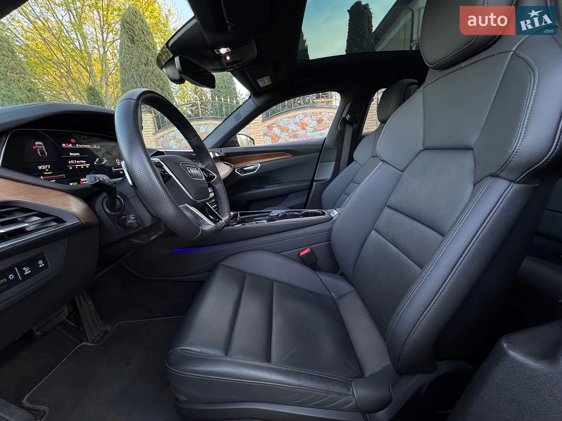 2022 Audi e-tron GT - мініатюра 14