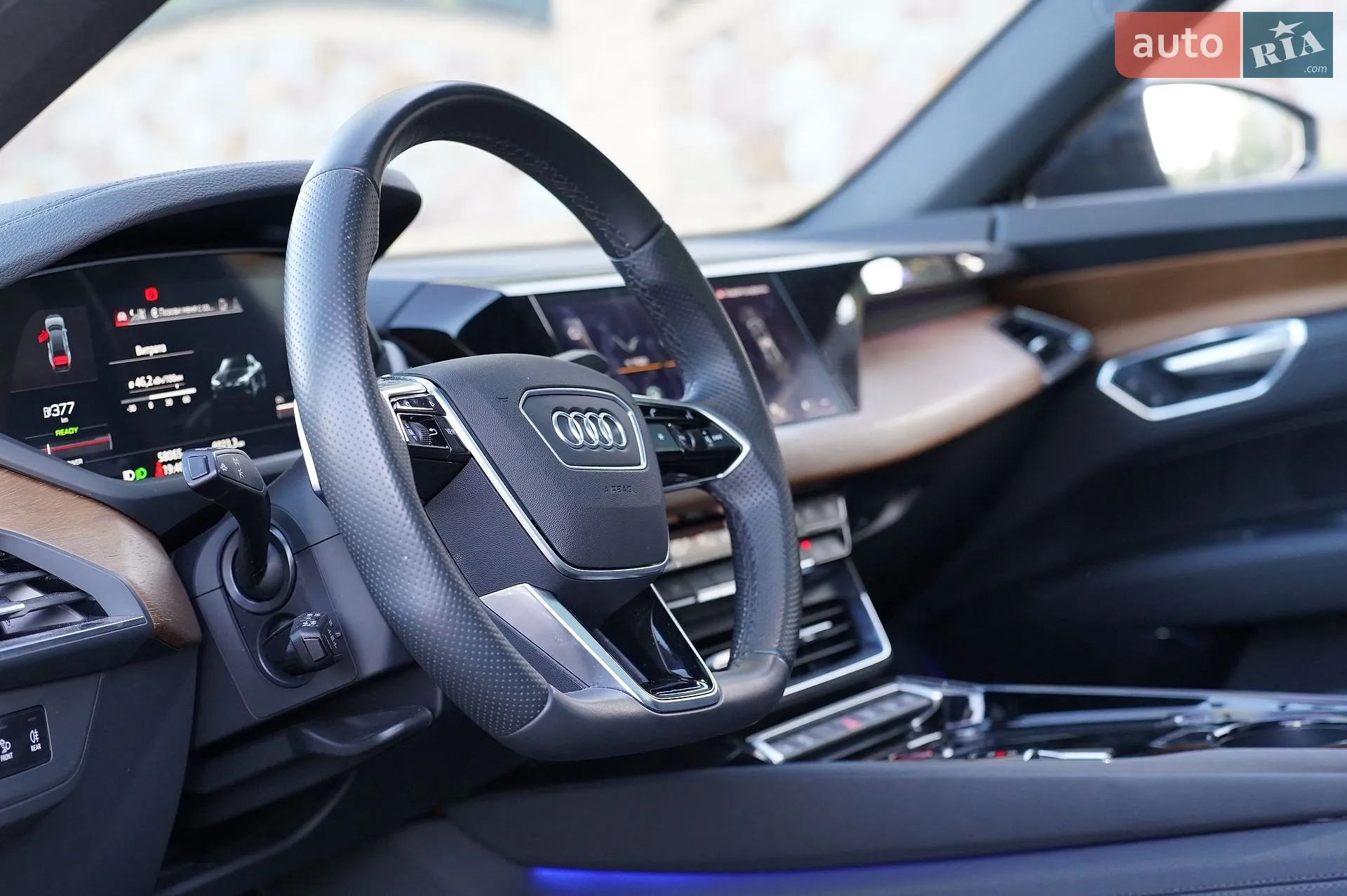 2022 Audi e-tron GT - мініатюра 12