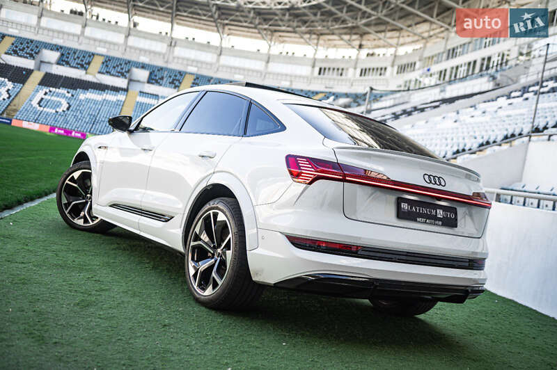 Позашляховик / Кросовер Audi e-tron S Sportback 2021 в Одесі