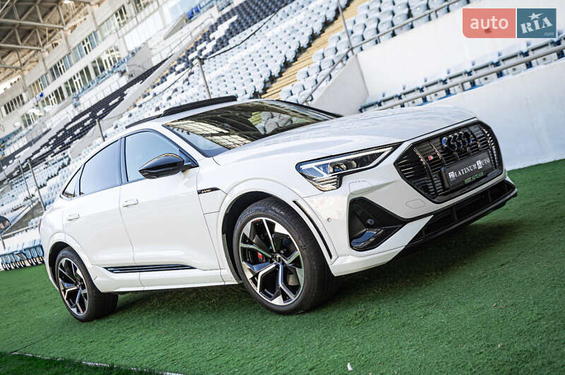 Позашляховик / Кросовер Audi e-tron S Sportback 2021 в Одесі
