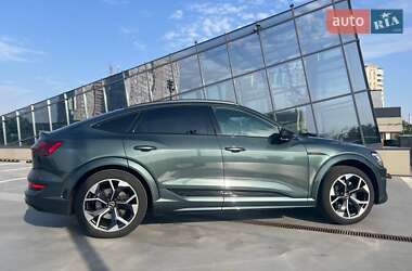 Позашляховик / Кросовер Audi e-tron S Sportback 2022 в Києві