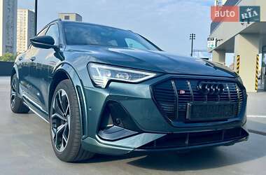 Позашляховик / Кросовер Audi e-tron S Sportback 2022 в Києві