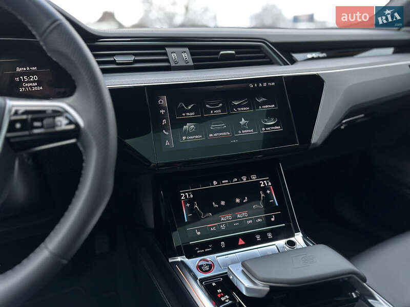 Позашляховик / Кросовер Audi e-tron S Sportback 2022 в Луцьку