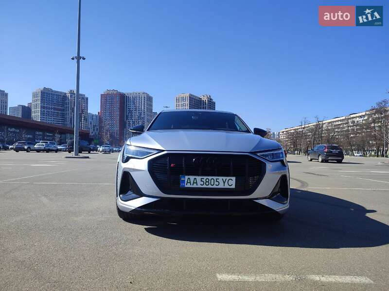 Внедорожник / Кроссовер Audi e-tron S Sportback 2022 в Киеве