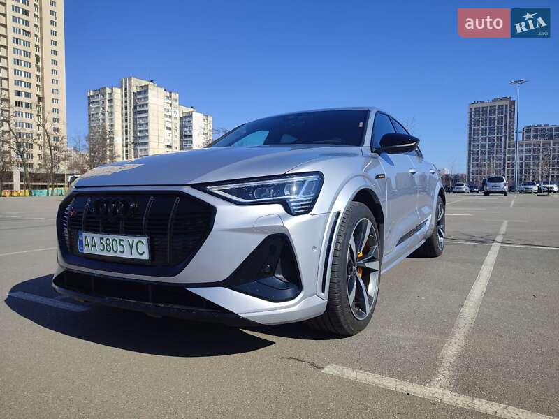Внедорожник / Кроссовер Audi e-tron S Sportback 2022 в Киеве