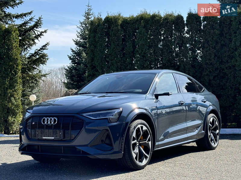Позашляховик / Кросовер Audi e-tron S Sportback 2021 в Києві