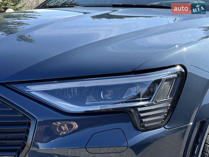 Позашляховик / Кросовер Audi e-tron S Sportback 2021 в Києві