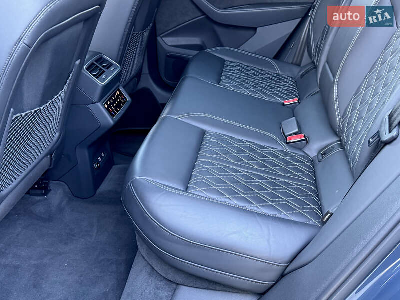 Позашляховик / Кросовер Audi e-tron S Sportback 2021 в Києві