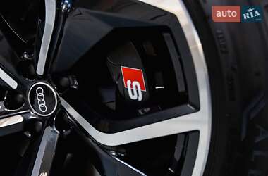Позашляховик / Кросовер Audi e-tron S Sportback 2021 в 