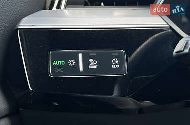 Внедорожник / Кроссовер Audi e-tron S Sportback 2022 в 