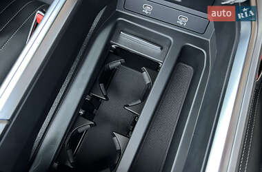 Внедорожник / Кроссовер Audi e-tron S Sportback 2022 в 