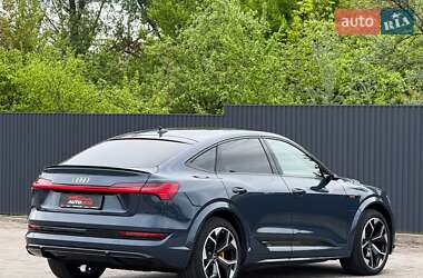 Позашляховик / Кросовер Audi e-tron S Sportback 2021 в 