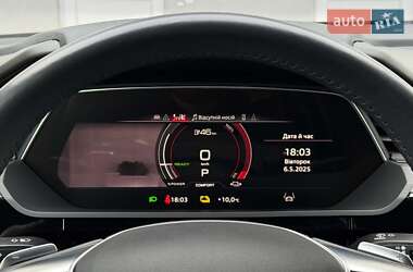 Позашляховик / Кросовер Audi e-tron S Sportback 2021 в 