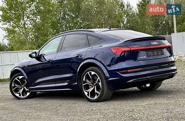 Позашляховик / Кросовер Audi e-tron S Sportback 2021 в 