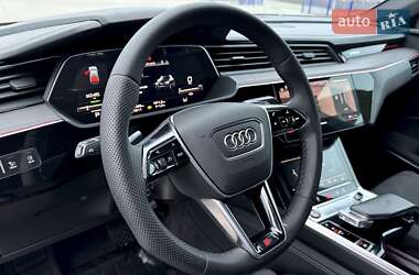 Позашляховик / Кросовер Audi e-tron S Sportback 2021 в 