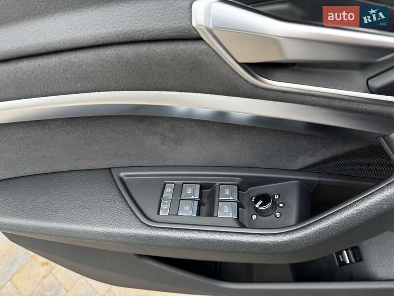 Позашляховик / Кросовер Audi e-tron S Sportback 2021 в Києві фото 32 Позашляховик / Кросовер Audi e-tron S Sportback 2021 в Києві