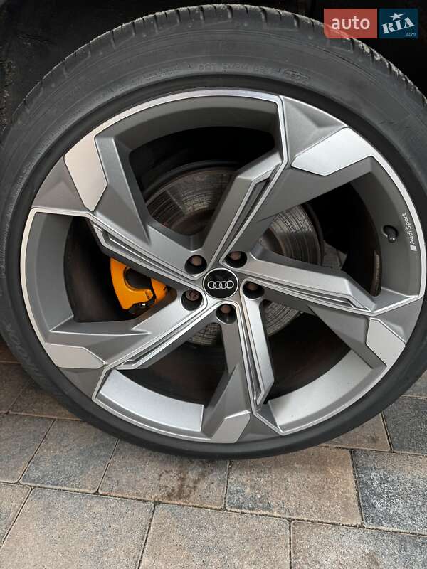 Позашляховик / Кросовер Audi e-tron S Sportback 2021 в Києві фото 42 Позашляховик / Кросовер Audi e-tron S Sportback 2021 в Києві