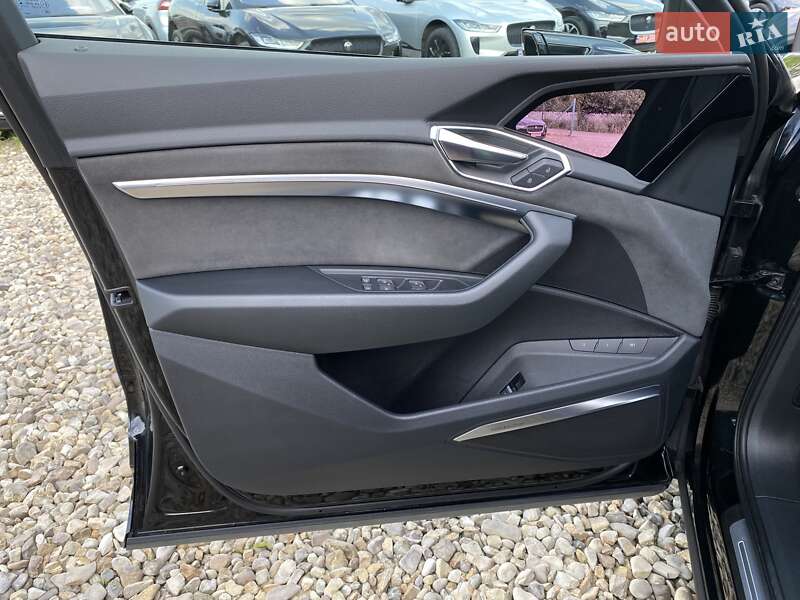 Внедорожник / Кроссовер Audi e-tron S Sportback 2022 в Львове
