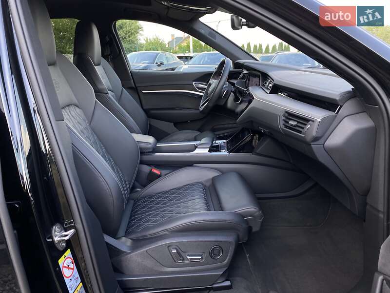 Внедорожник / Кроссовер Audi e-tron S Sportback 2022 в Львове