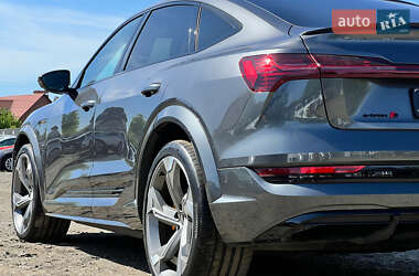Внедорожник / Кроссовер Audi e-tron S Sportback 2022 в 