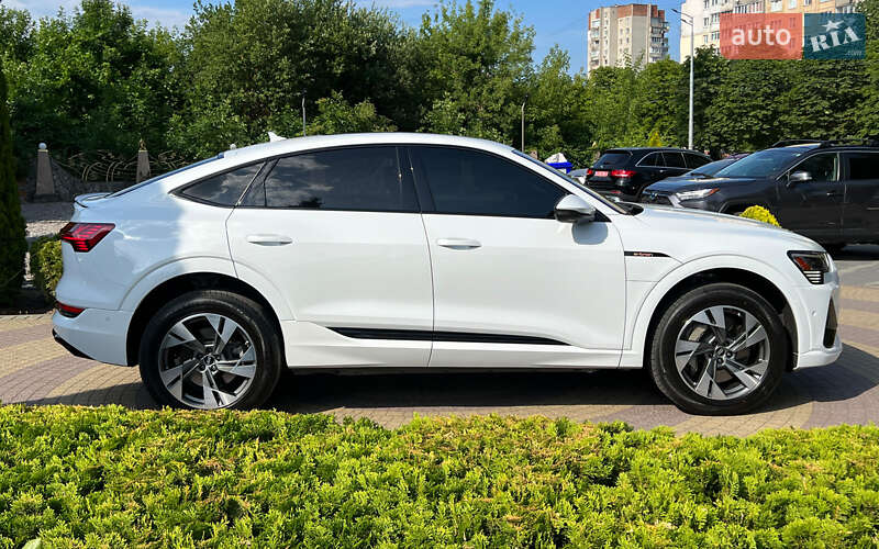 Позашляховик / Кросовер Audi e-tron S Sportback 2022 в Львові