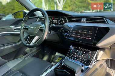 Внедорожник / Кроссовер Audi e-tron S Sportback 2022 в 