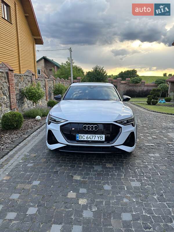 Audi e-tron S Sportback 2021