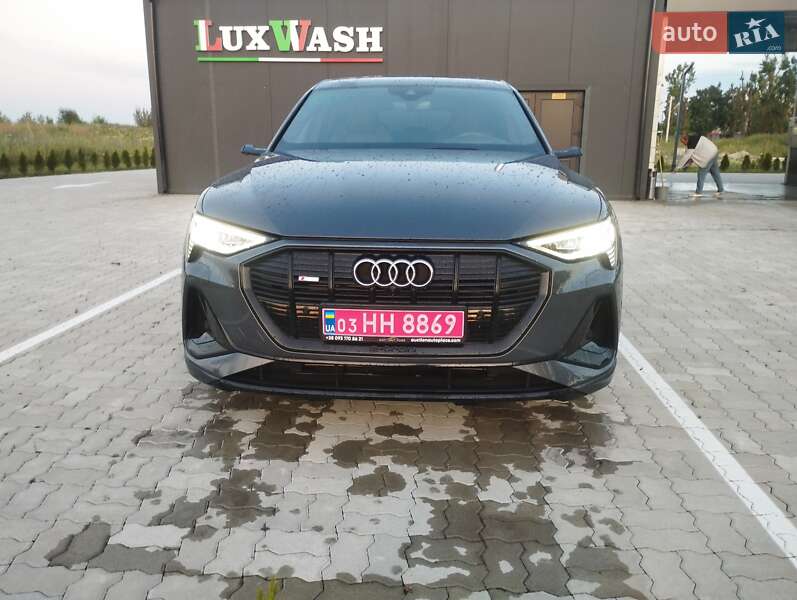 Внедорожник / Кроссовер Audi e-tron S Sportback 2021 в Радехове