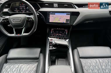 Внедорожник / Кроссовер Audi e-tron S Sportback 2022 в 
