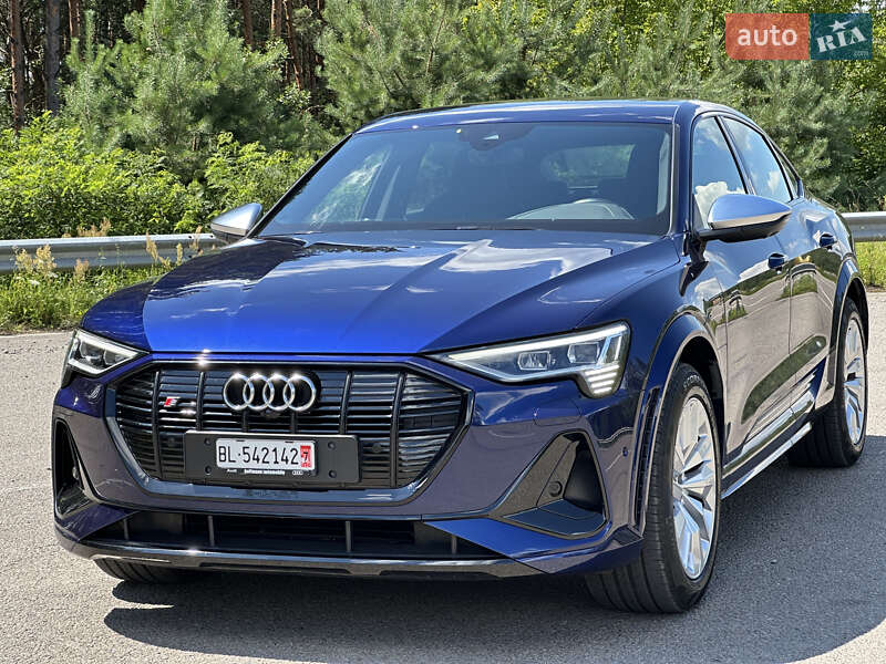 Позашляховик / Кросовер Audi e-tron S Sportback 2020 в Ковелі