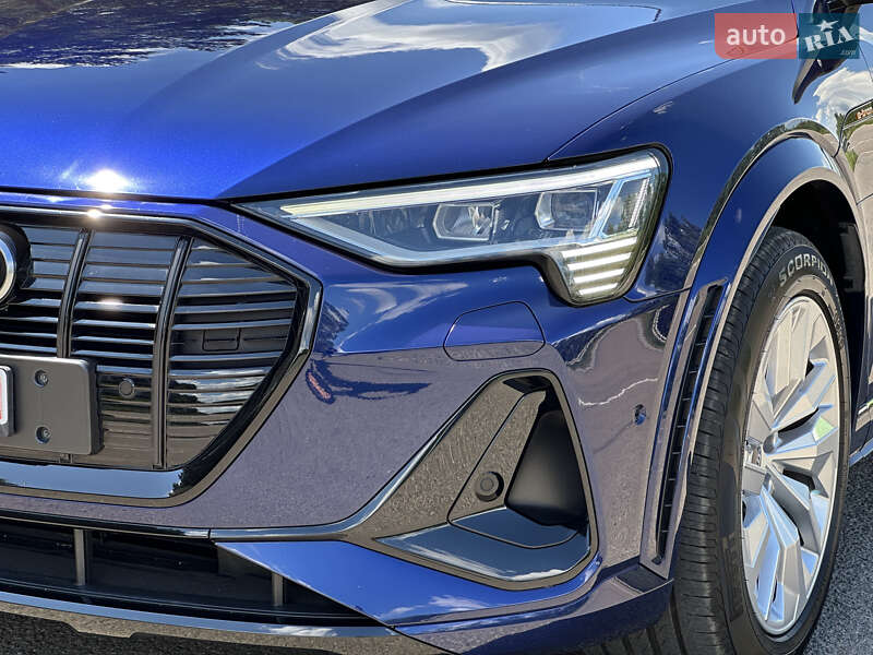 Позашляховик / Кросовер Audi e-tron S Sportback 2020 в Ковелі